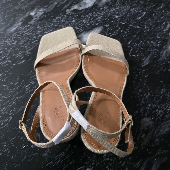 BRAND NEW SIMMI LONDON WOMEN'S SANDALS - Picture 4 of 15
